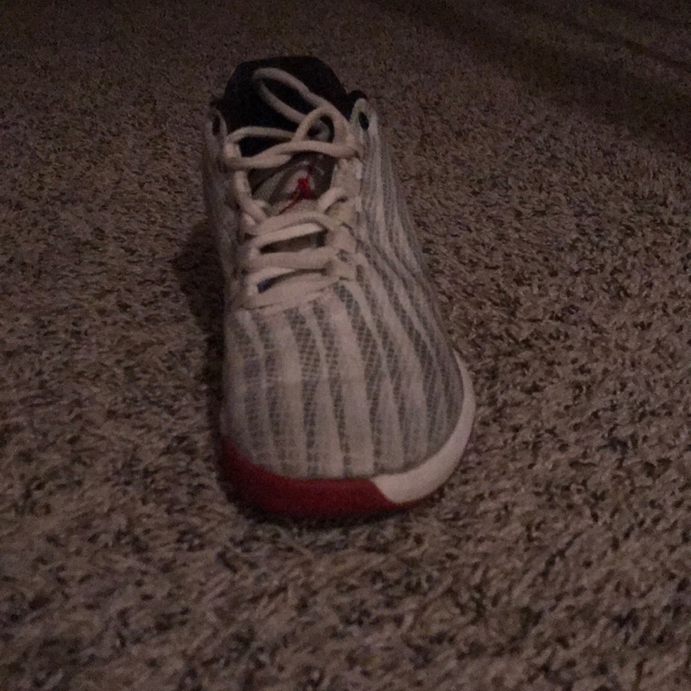 Jordan b. Fly - Picture 2 of 4
